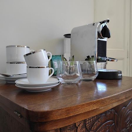 Planches Et Plonk Bed & Breakfast Belves Bagian luar foto