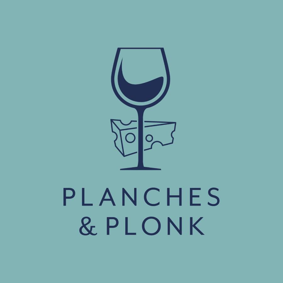 Planches Et Plonk Bed & Breakfast Belves Bagian luar foto