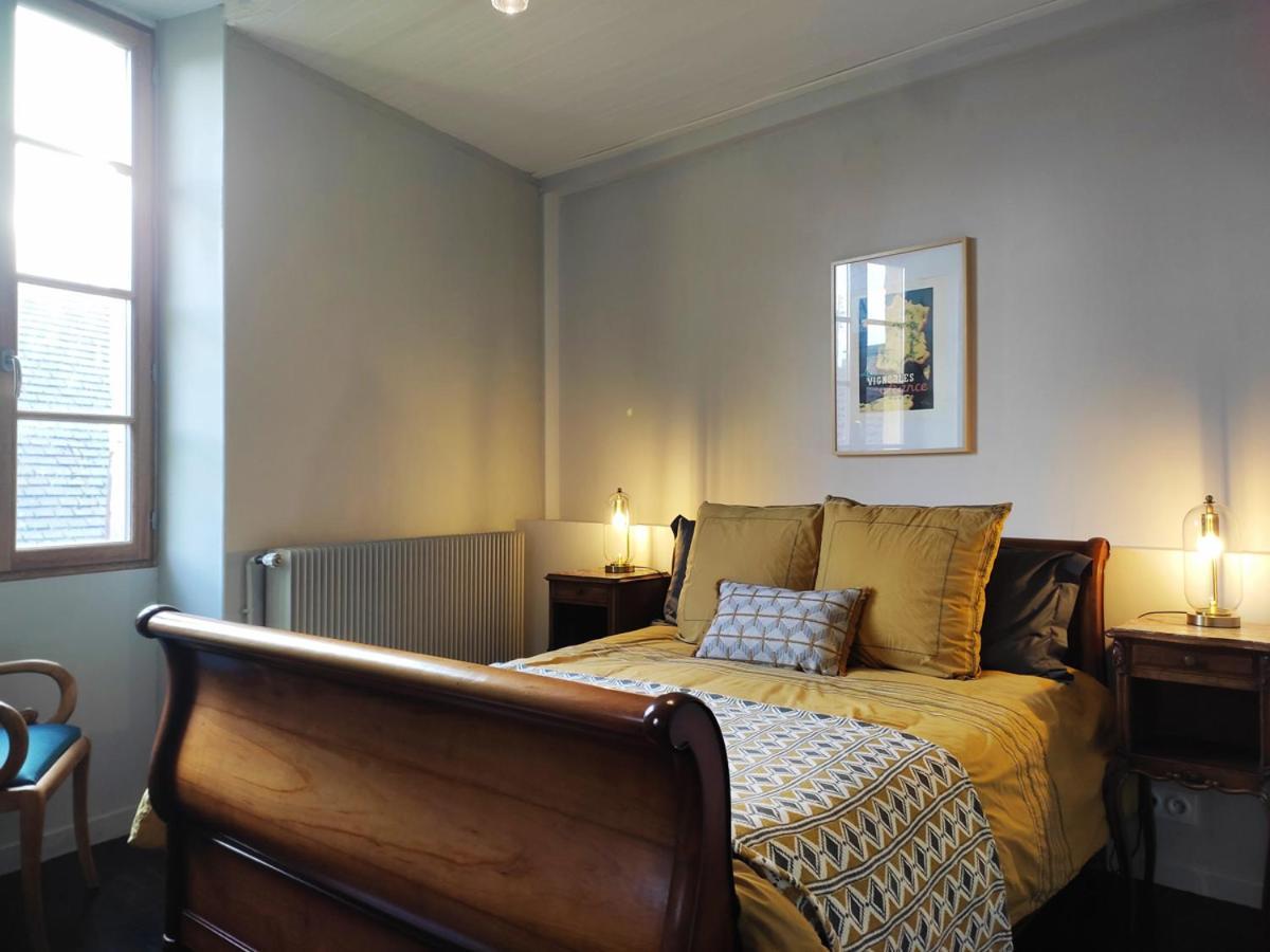 Planches Et Plonk Bed & Breakfast Belves Bagian luar foto