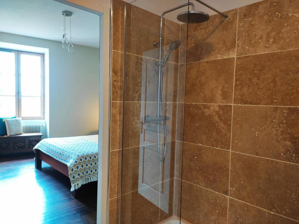 Planches Et Plonk Bed & Breakfast Belves Bagian luar foto